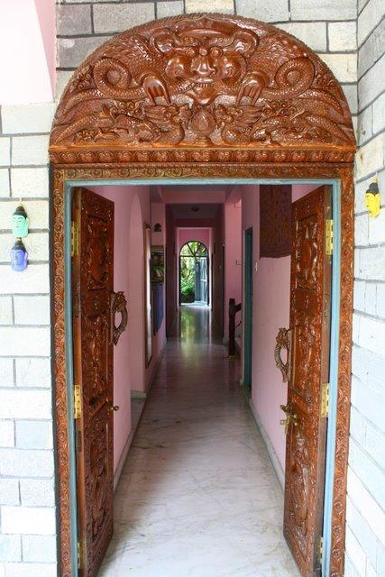 Sacred Valley Inn Pokhara Buitenkant foto