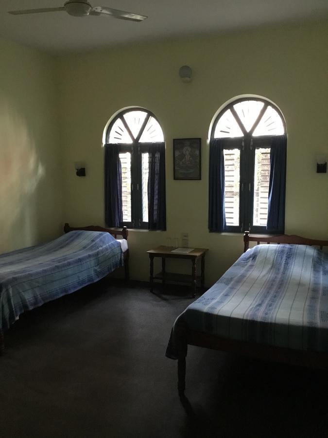 Sacred Valley Inn Pokhara Buitenkant foto