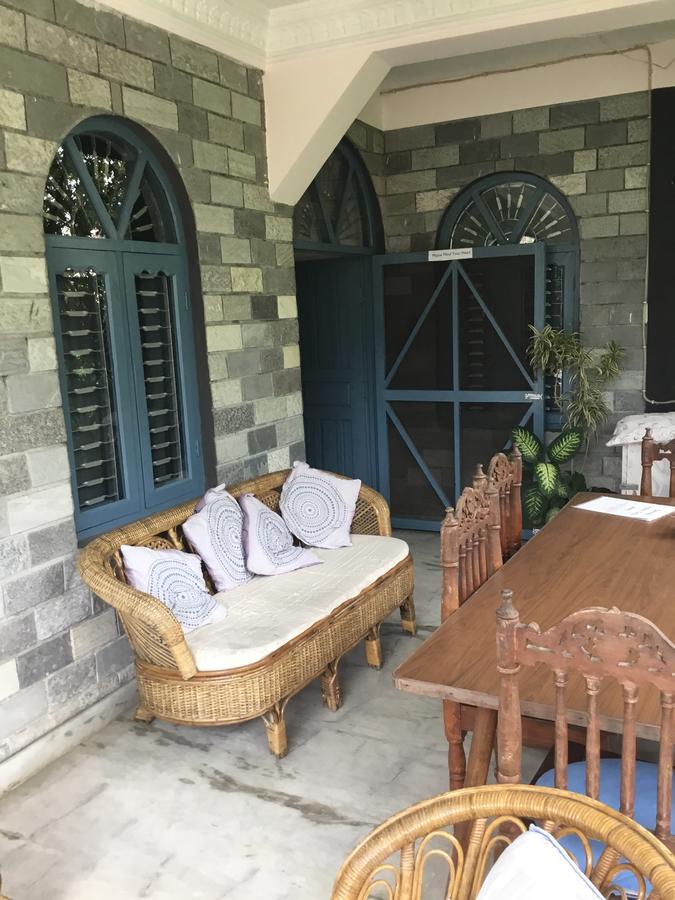 Sacred Valley Inn Pokhara Buitenkant foto