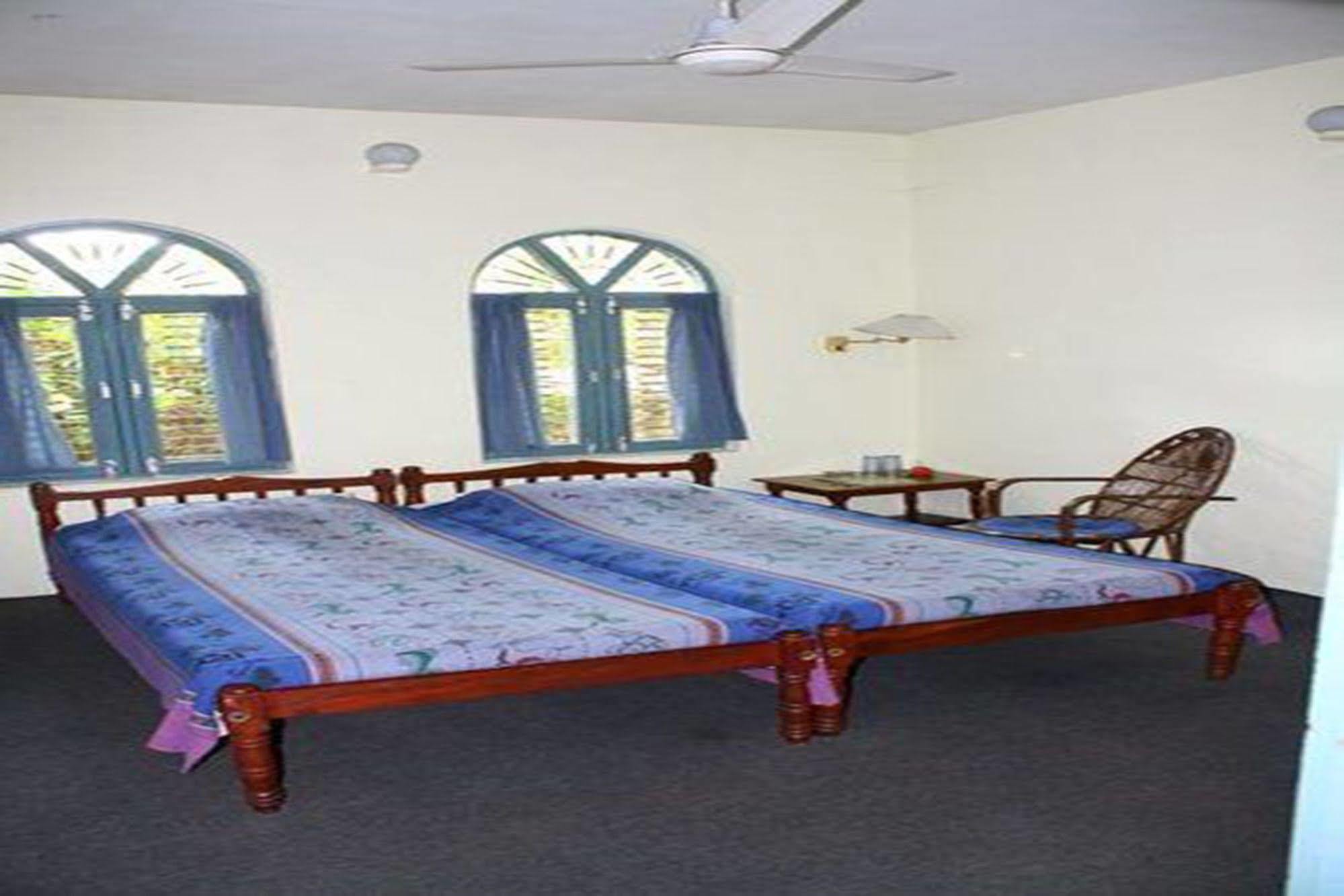 Sacred Valley Inn Pokhara Buitenkant foto
