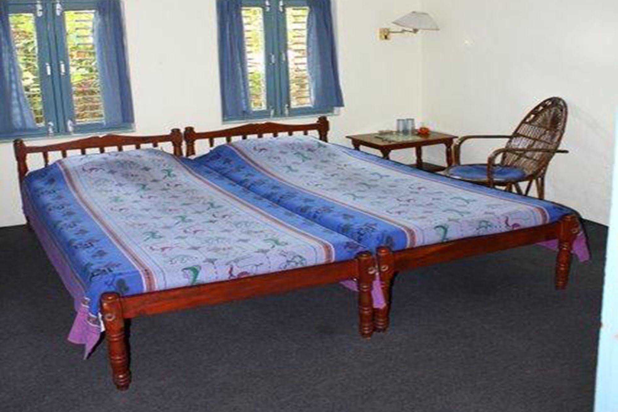 Sacred Valley Inn Pokhara Buitenkant foto