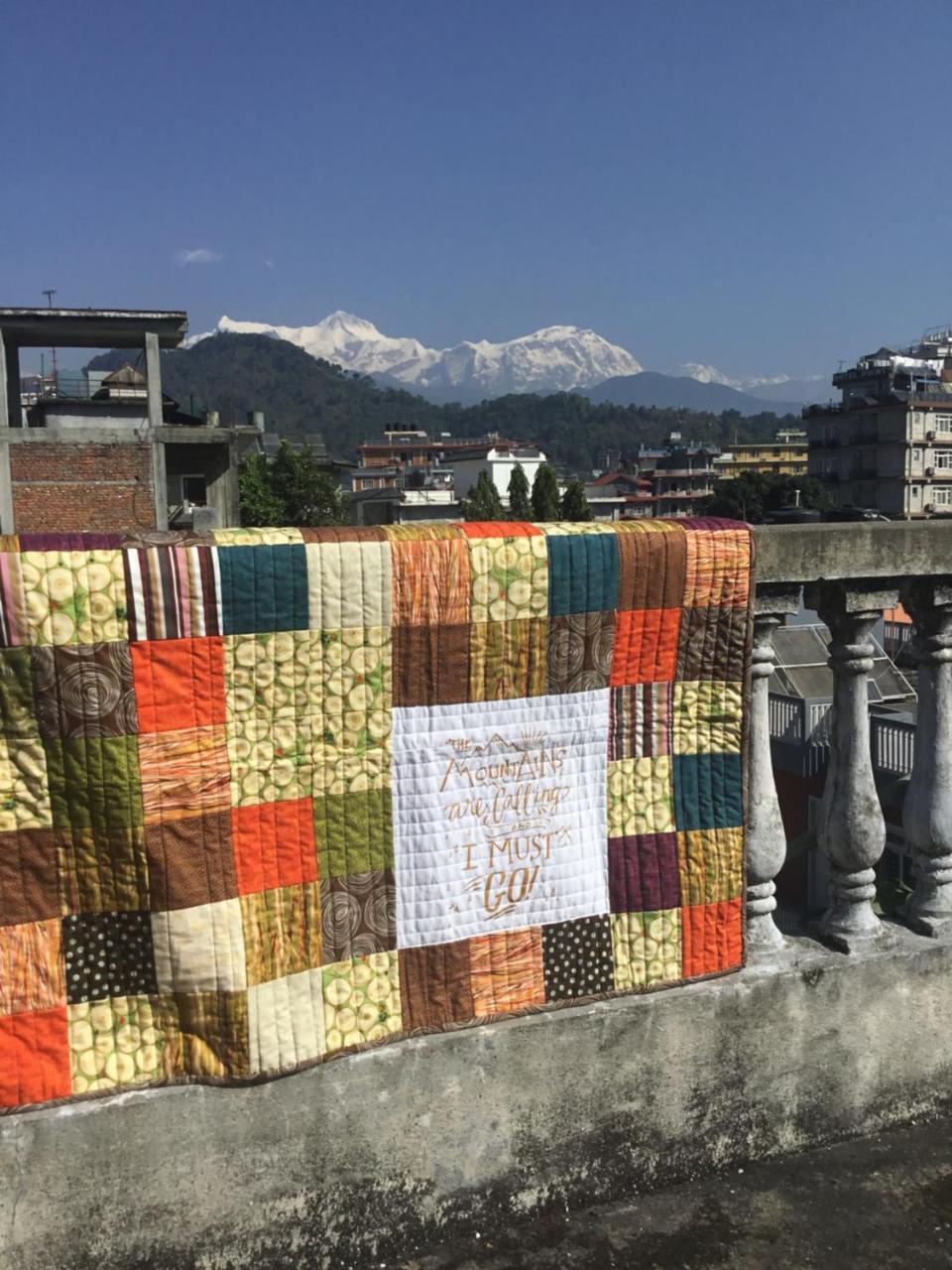 Sacred Valley Inn Pokhara Buitenkant foto